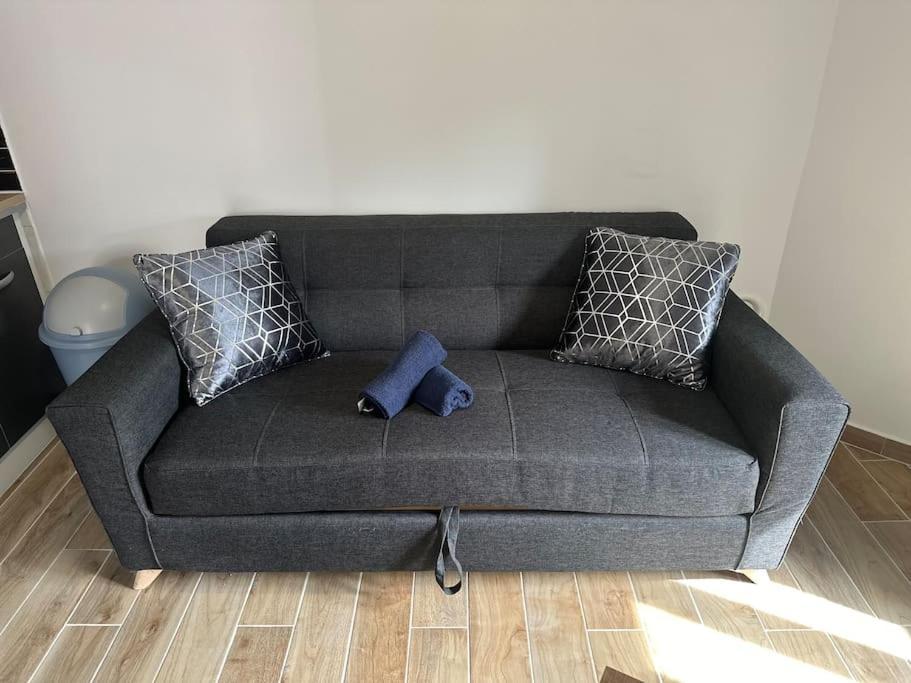 Apartment Charmante Ligne 13 Tram 5 Saint Denis