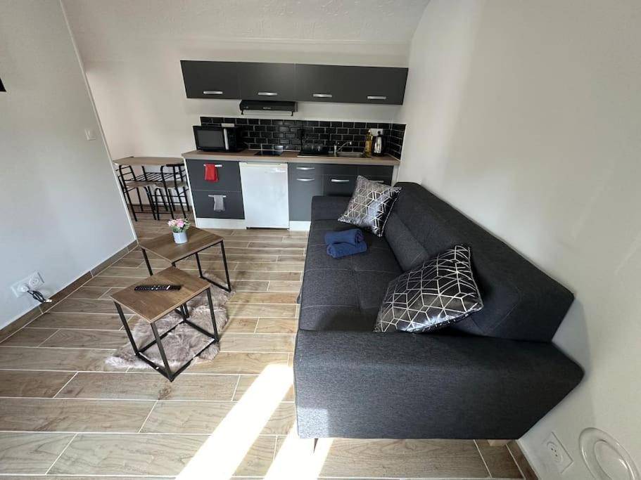 Apartment Charmante Ligne 13 Tram 5 Saint Denis *
